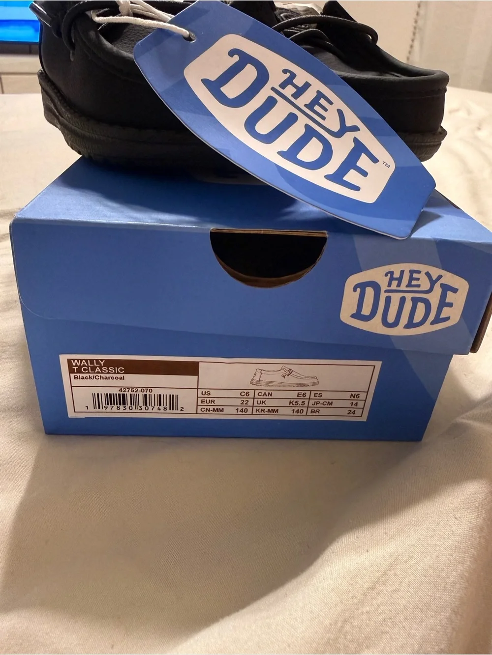 Hey Dude lightweight black